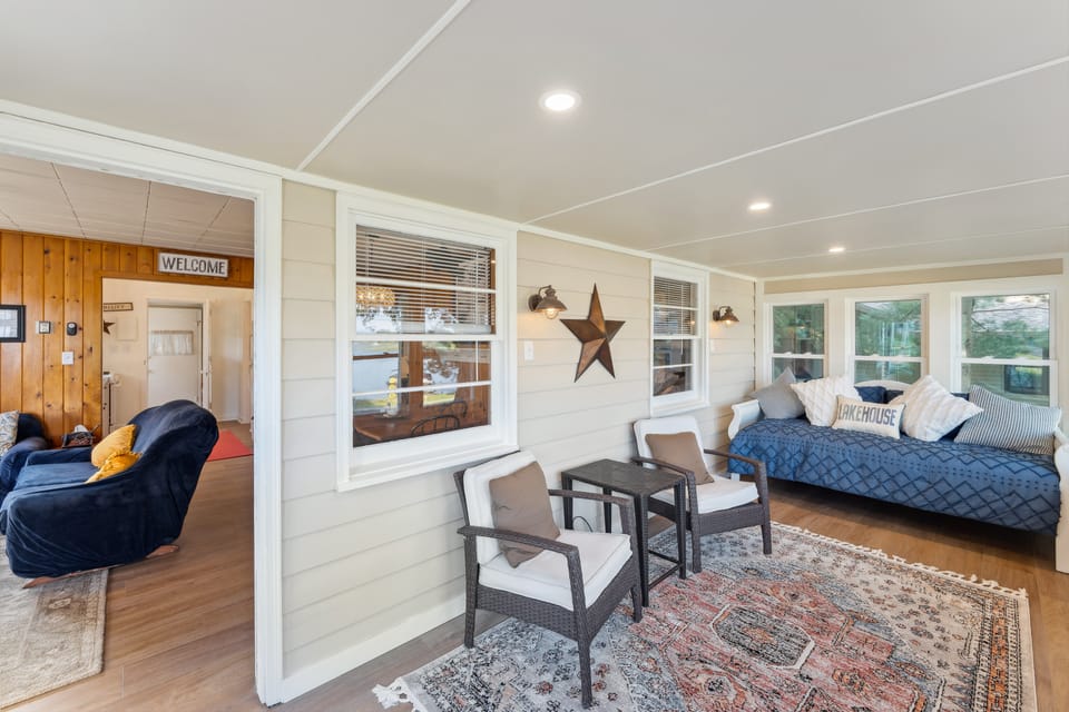Delavan Retreat w/ Patio on Turtle Lake! House in Wisconsin