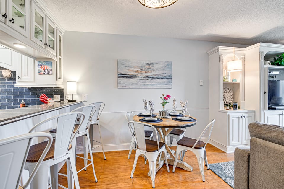 Ocean Access & Balcony: Surfside Beach Condo Apartment in South Carolina