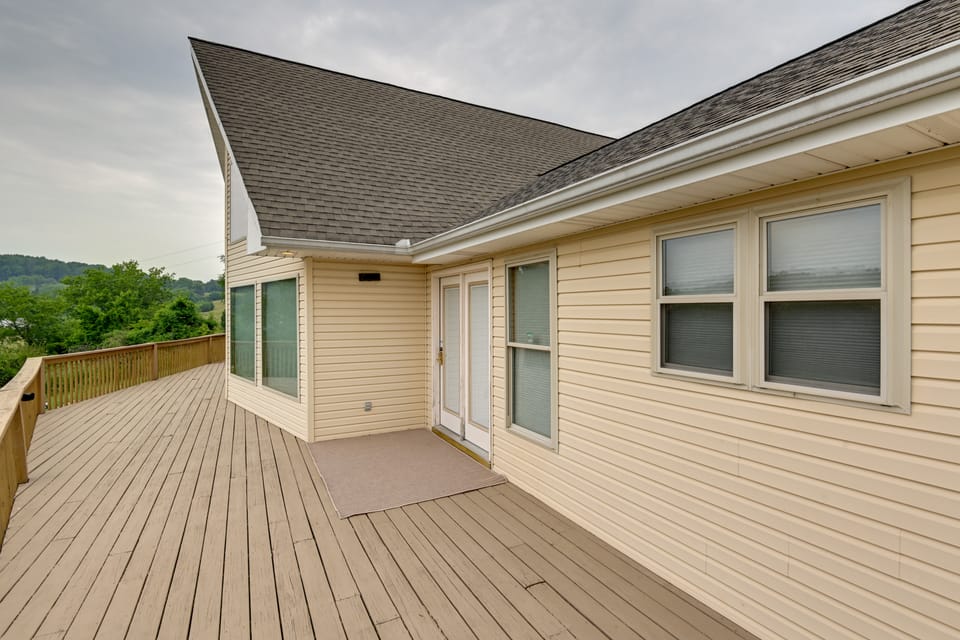 Gordonsville Retreat: Deck w/ Spectacular Views! House in Tennessee