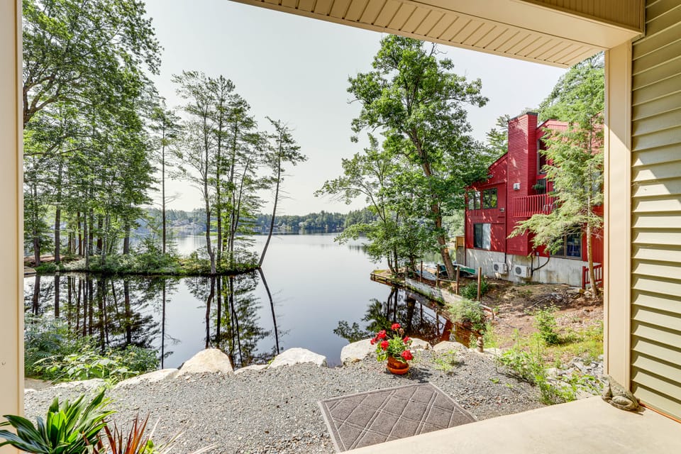 Lakefront Orange Vacation Rental - Pet Friendly! Apartment in Massachusetts