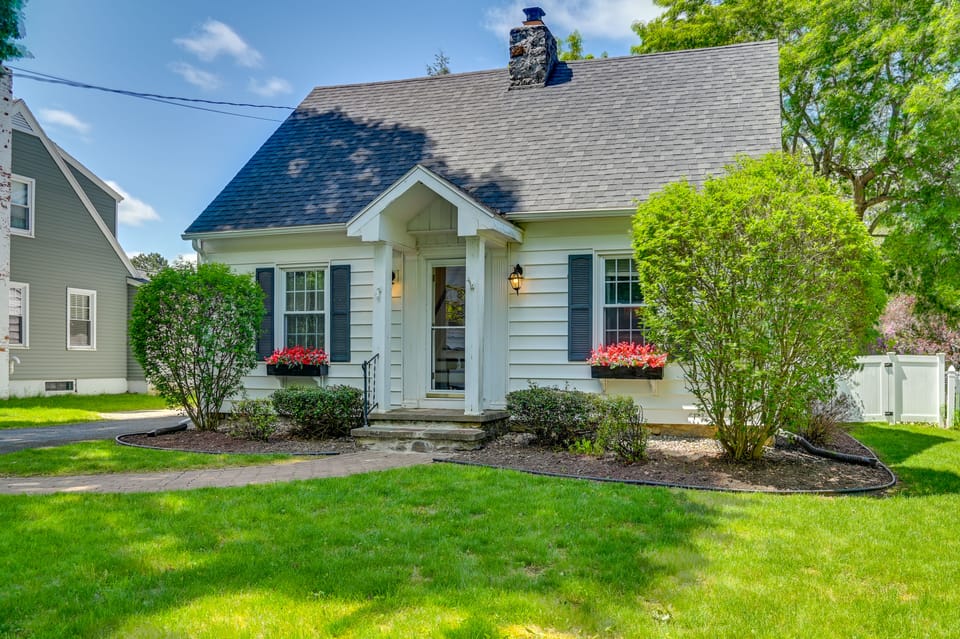 Pet-Friendly Gloversville Cottage Near Golf Course Cottage in Capital District, NY, USA