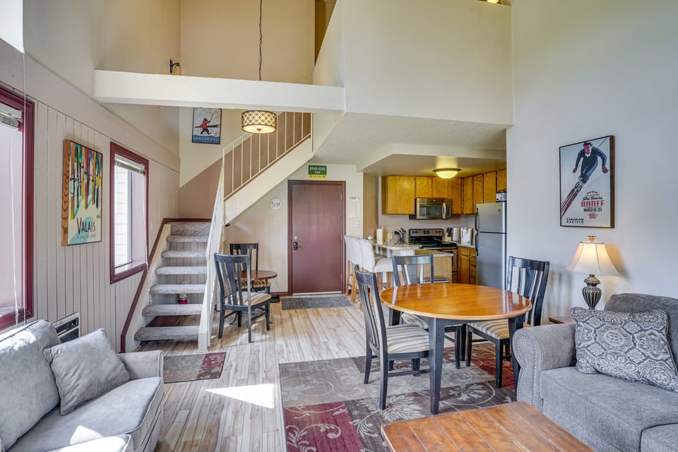Ski-In/Ski-Out Brian Head Condo w/ Hot Tub! Apartment in Brian Head