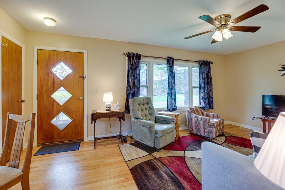 Quaint Horseheads Home ~ 9 Mi to Elmira College House in Pennsylvania