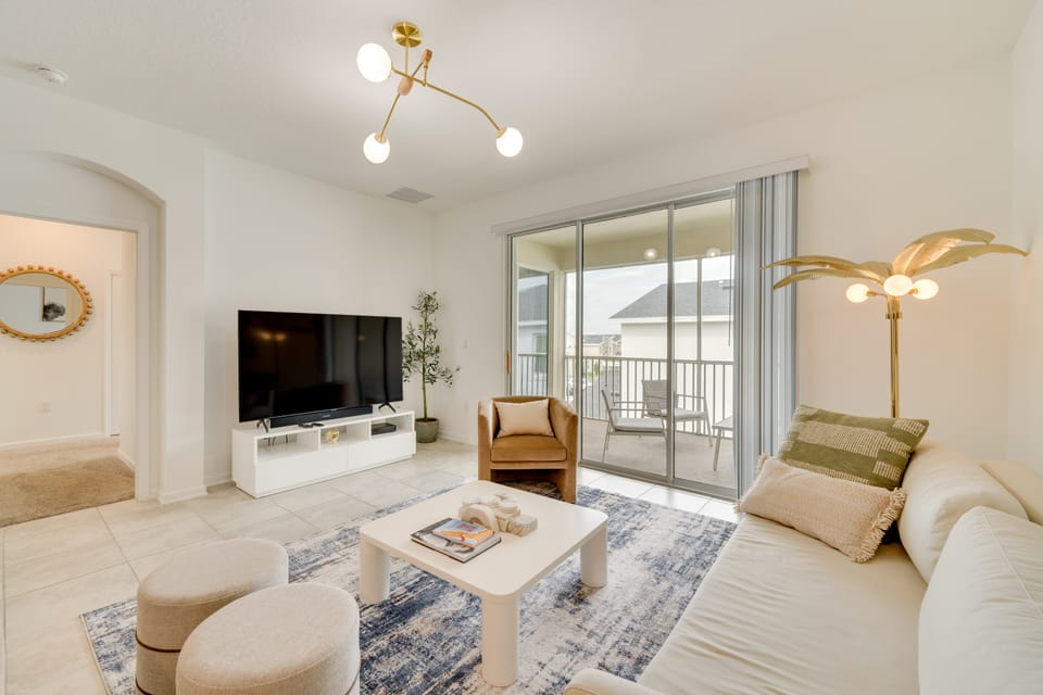 Easy Access to Theme Parks! Family Davenport Gem Apartment in Four Corners