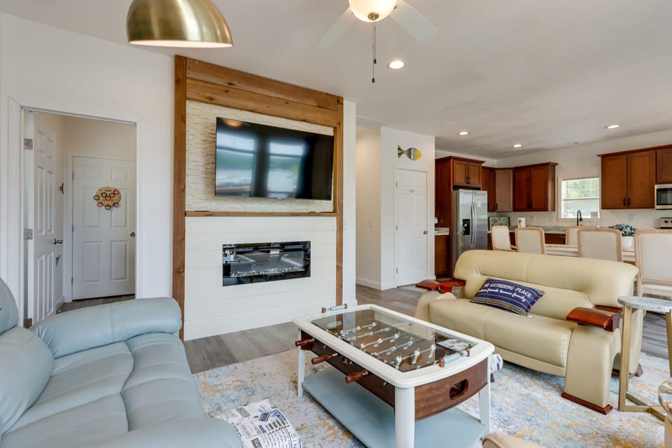 Private Dock + Fire Pit: Lake of the Ozarks Home! House in Lake of the Ozarks