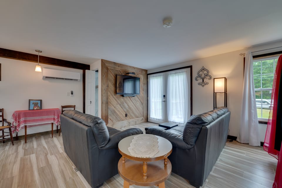 Pet-Friendly Caneadea Retreat with Deck! Apartment in Pennsylvania