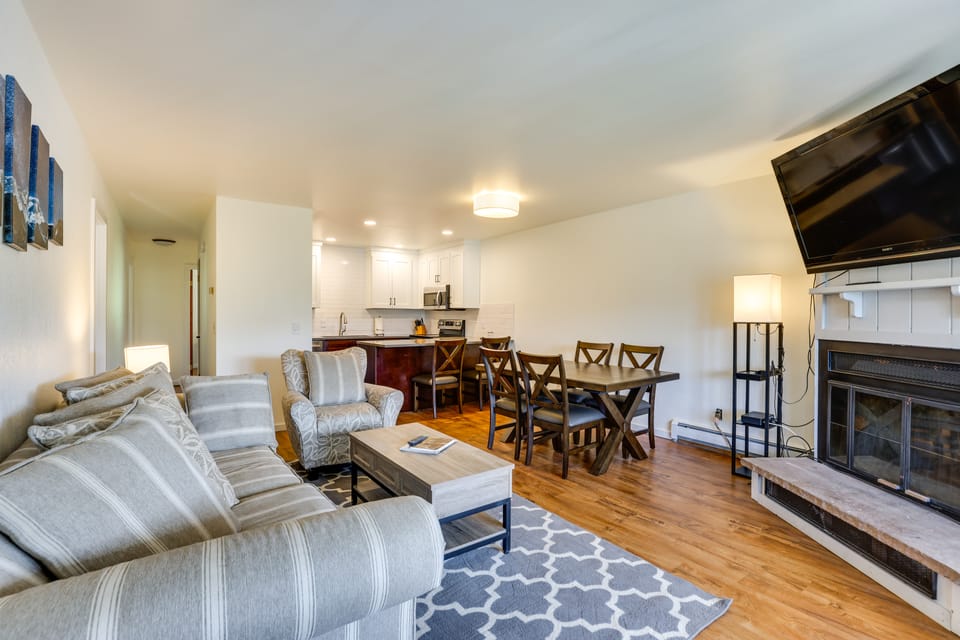 Fraser Condo Rental w/ Balcony, Mountain Views! Apartment in Fraser