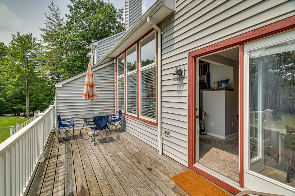 Near Big Boulder Mtn! Home w/ Fireplace & Games Apartment in Kidder Township