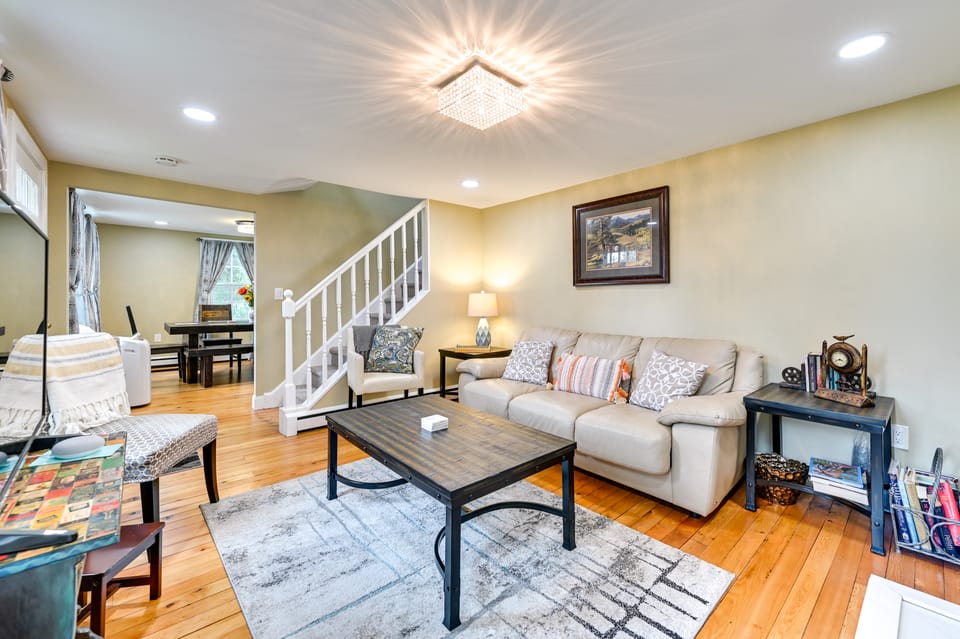 Charming East Durham Home - 2 Mi to Water Park House in Capital District, NY, USA
