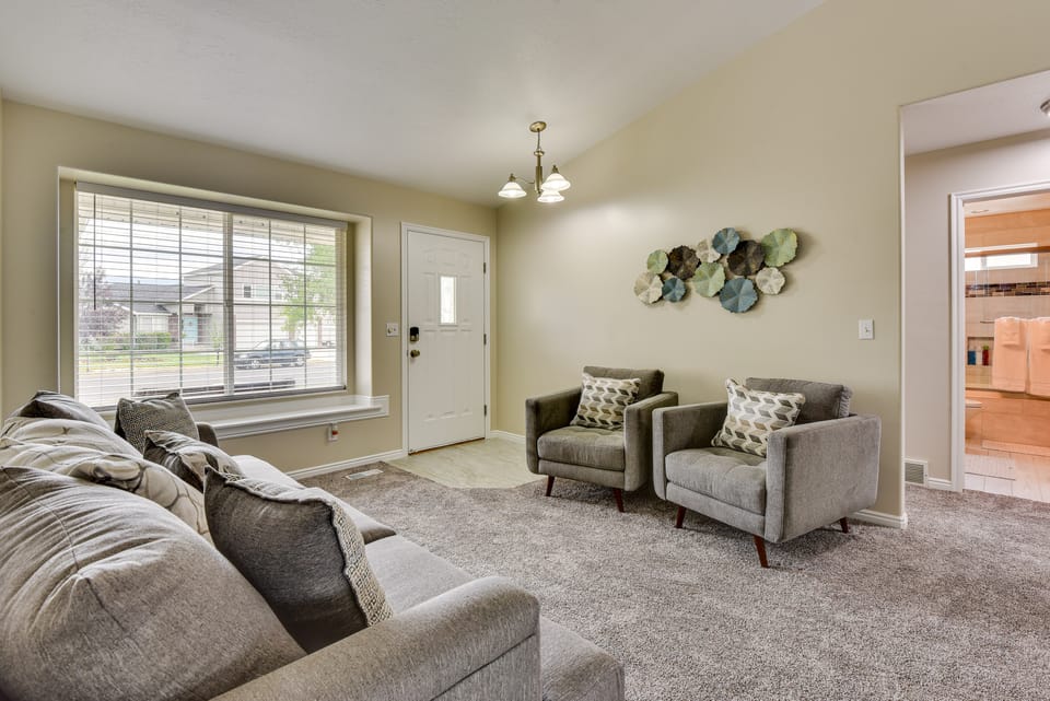 Family-Friendly Clearfield Home w/ Hot Tub! House in Utah