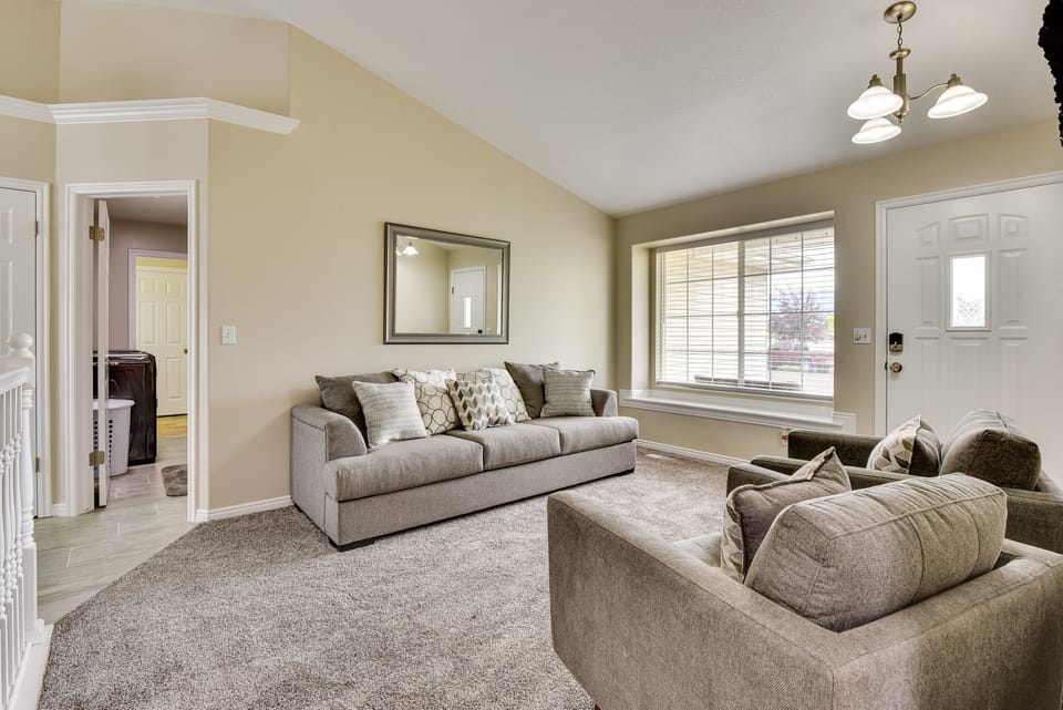 Family-Friendly Clearfield Home w/ Hot Tub! House in Utah