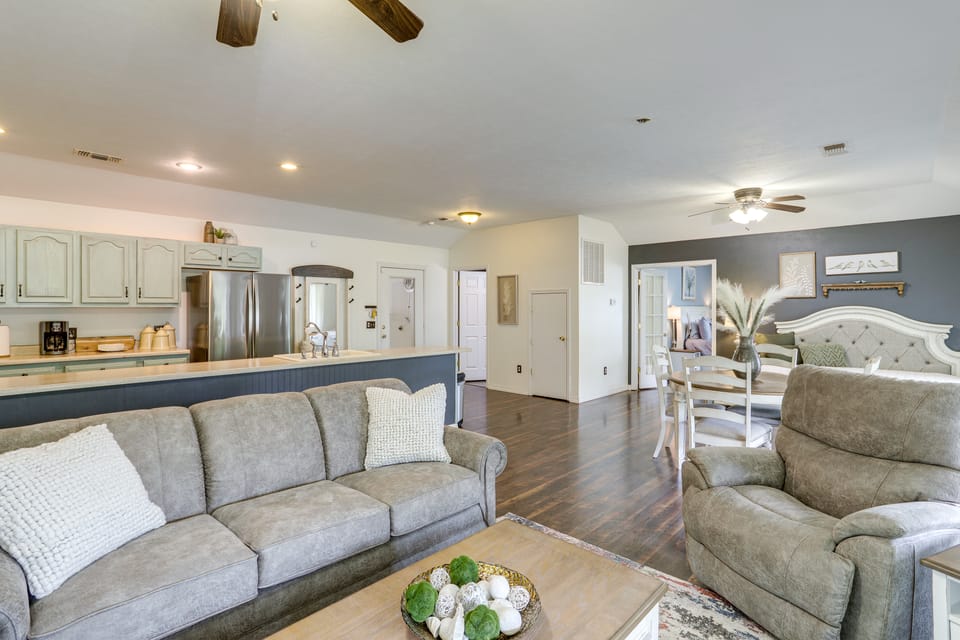 Lakefront Horseshoe Bend Home w/ Boat Dock! House in Arkansas