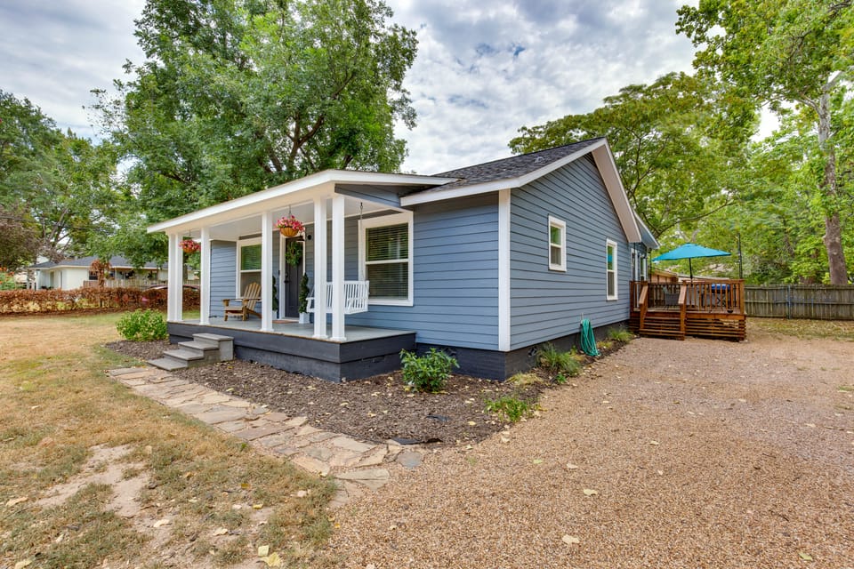 Lindale Vacation Rental w/ Deck & Grill! House in Texas