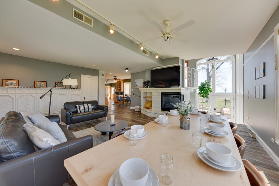 Lake Michigan Vacation Rental w/ Private Beach! House in Wisconsin