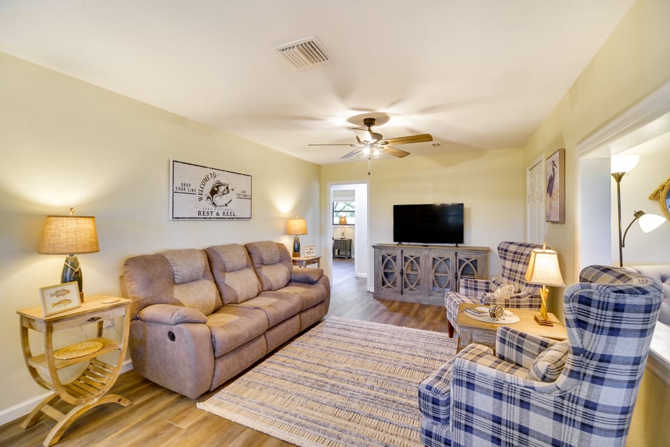 Lake Wales Vacation Rental w/ Direct Canal Access! House in Osceola County