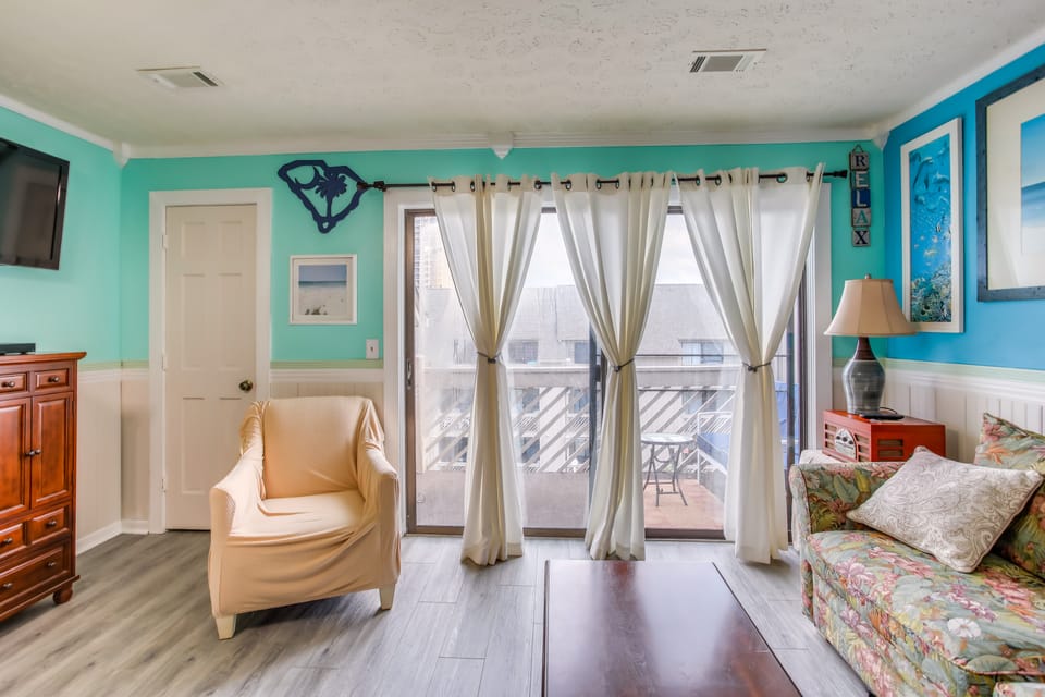 Private Pool-View Balcony: Myrtle Beach Condo! Apartment in South Carolina