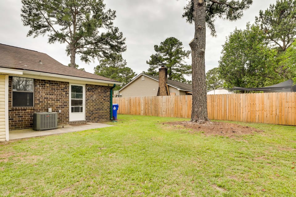 Vibrant North Charleston Duplex Near Airport! Apartment in North Charleston