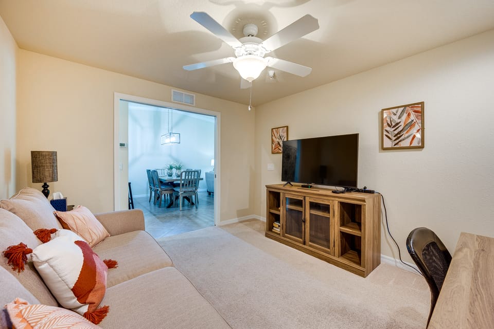 Bonita Springs Condo Rental w/ 2 Screened Porches Apartment in Bonita Springs