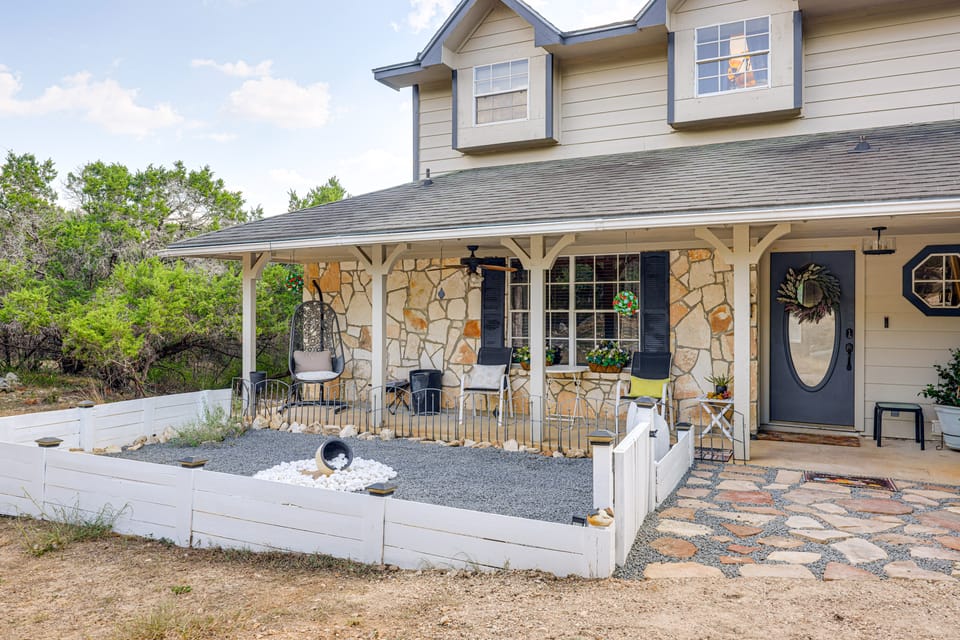 Covered Patio + Game Room: New Braunfels Home! House in New Braunfels
