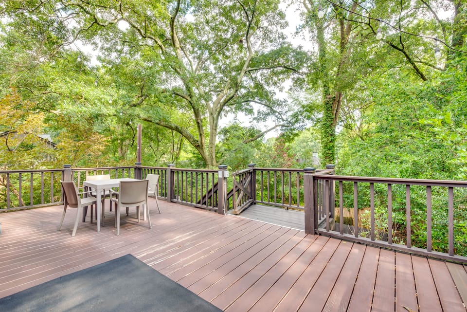 Patio & Outdoor Dining! ATL Stay Near Int’l Soccer House in Buckhead