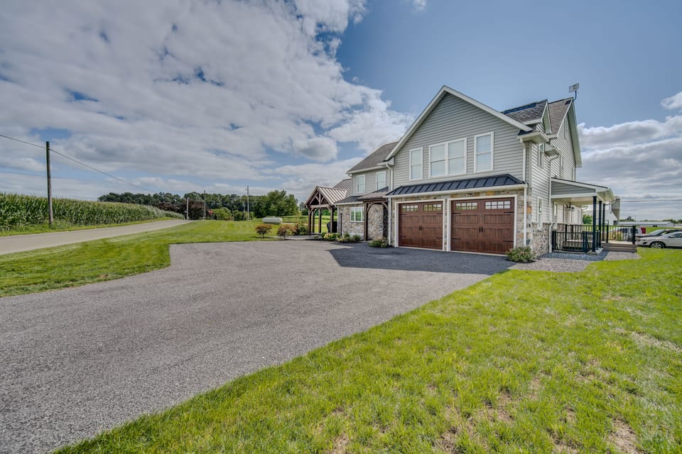 Patio & Yard: Newly Built Retreat in Ronks! House in Pennsylvania