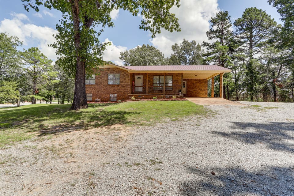 Rural Melbourne House with Deck! House in Arkansas
