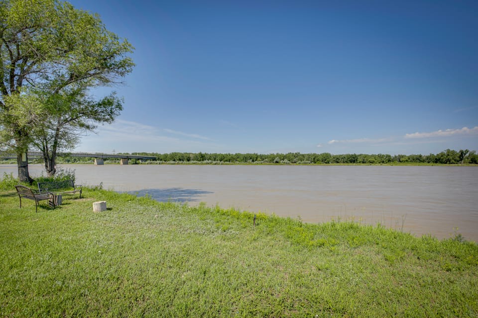 Glendive Getaway w/ Yellowstone River Access! Cottage in Montana