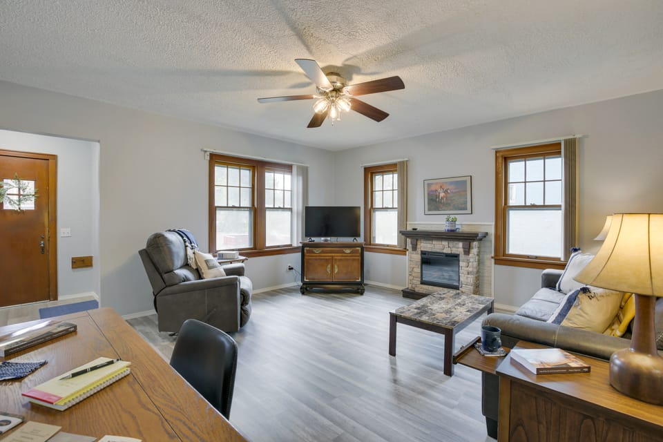 Glendive Getaway w/ Yellowstone River Access! Cottage in Montana