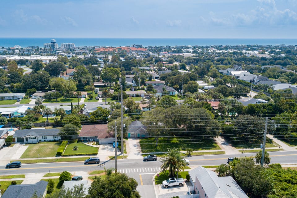 Coastal Home w/ Heated Pool: Mins to Beach & Mayo! House in Jacksonville Beach