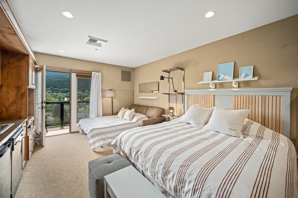 Pet-Friendly Silver Mountain Studio: Mountain View Apartment in Kellogg