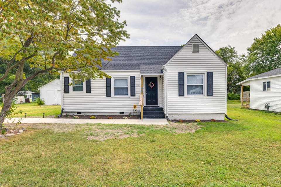 Hopewell Vacation Rental ~ 3 Mi to James River House in Chesterfield County