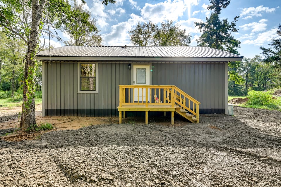 Pet-Friendly Broken Bow Cabin Near Lukfata Creek! House in Oklahoma