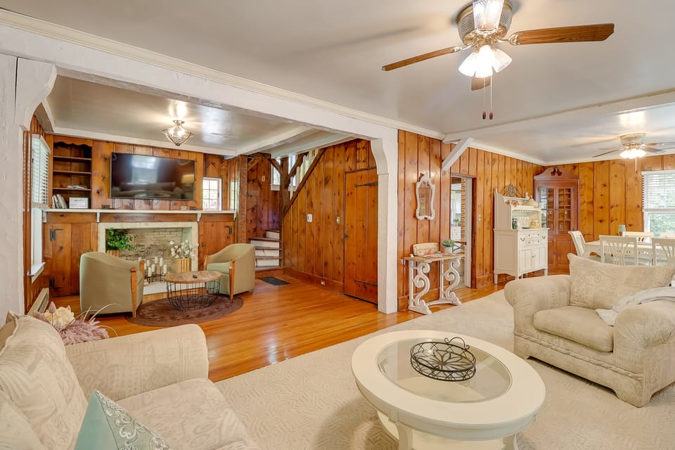 Waterfront Millington Vacation Rental w/ Hot Tub! House in Maryland