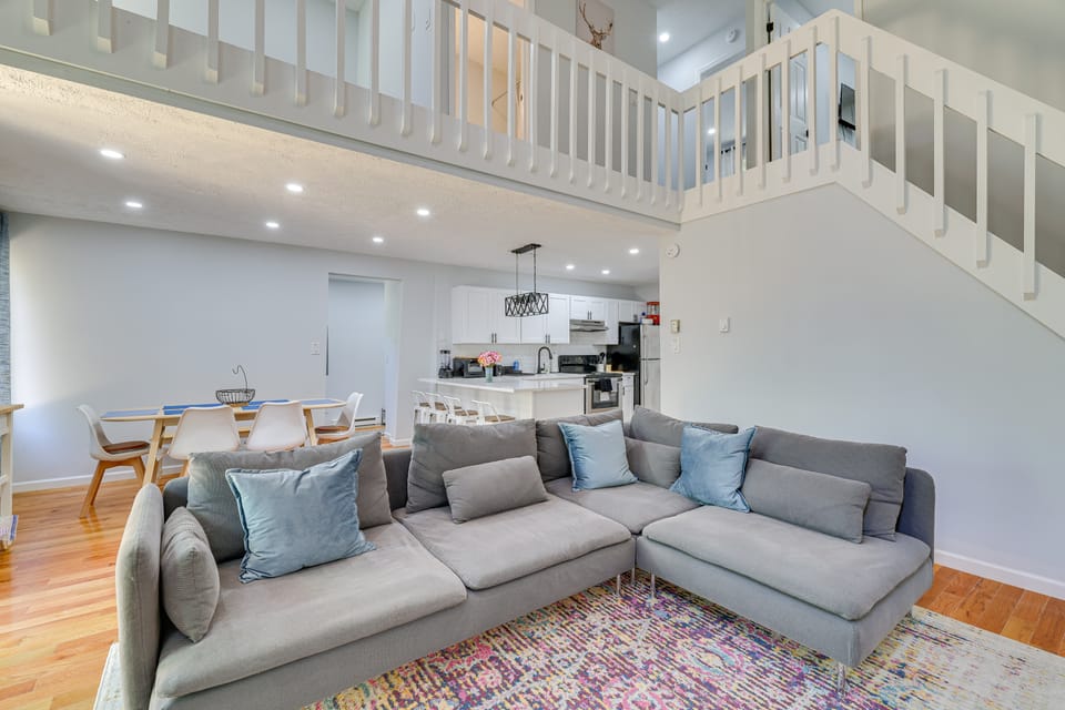 Community Perks: Family Poconos Home w/ Deck! House in Coolbaugh Township