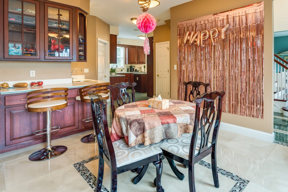 Centrally Located Family Home w/ Pool House in New Jersey