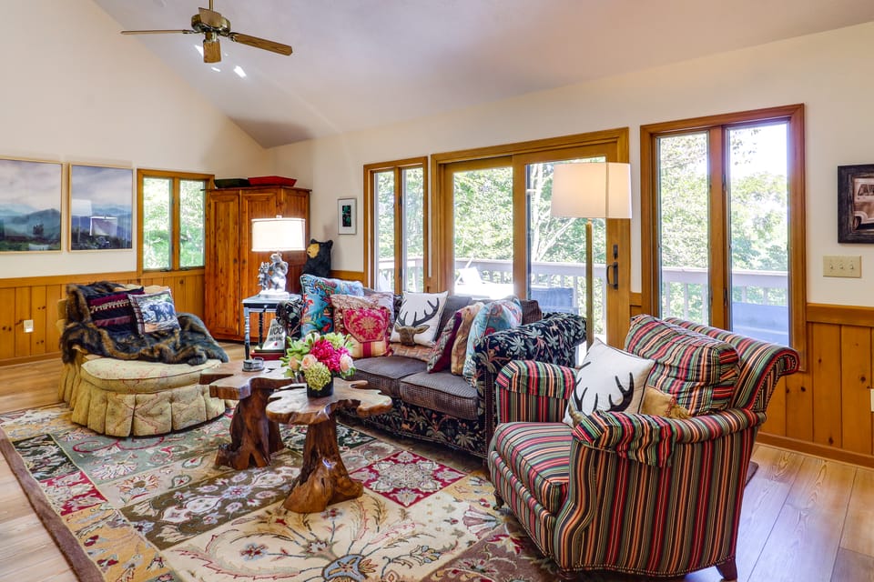 Dog-Friendly Blowing Rock Chalet w/ Stunning Views House in Watauga