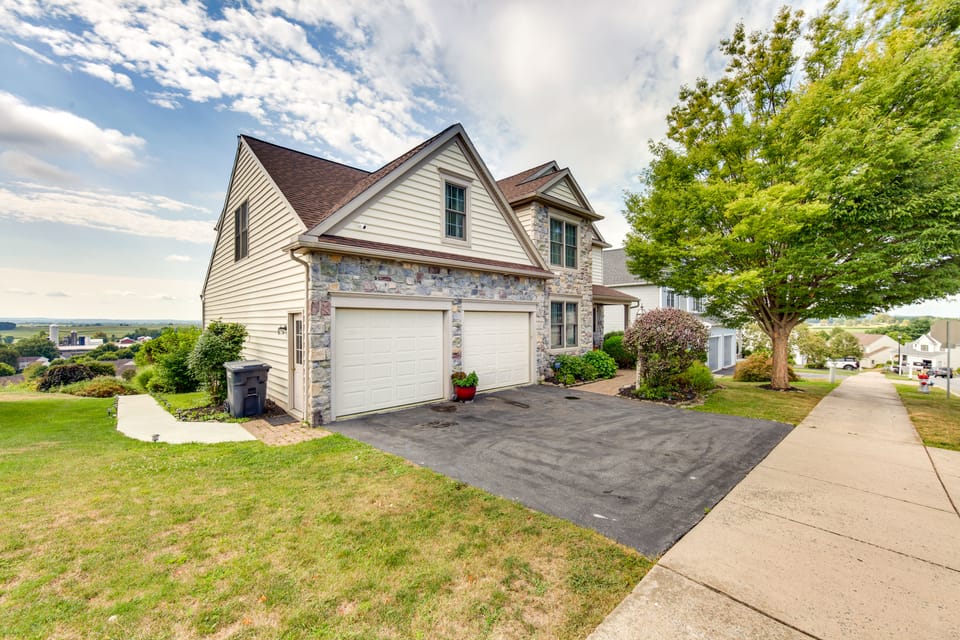 Mountville Rental w/ Private Patio & Gas Grill! Apartment in Pennsylvania