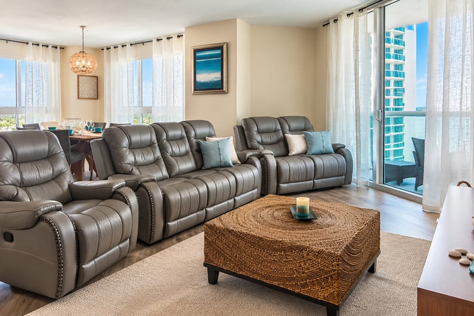 Resort Style Coastal Getaway in Daytona Beach Apartment in Holly Hill