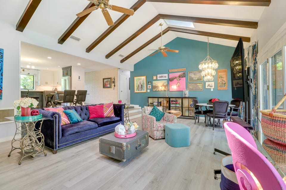 Colorful Austin Home w/ Covered Patio & Gas Grill! House in Austin