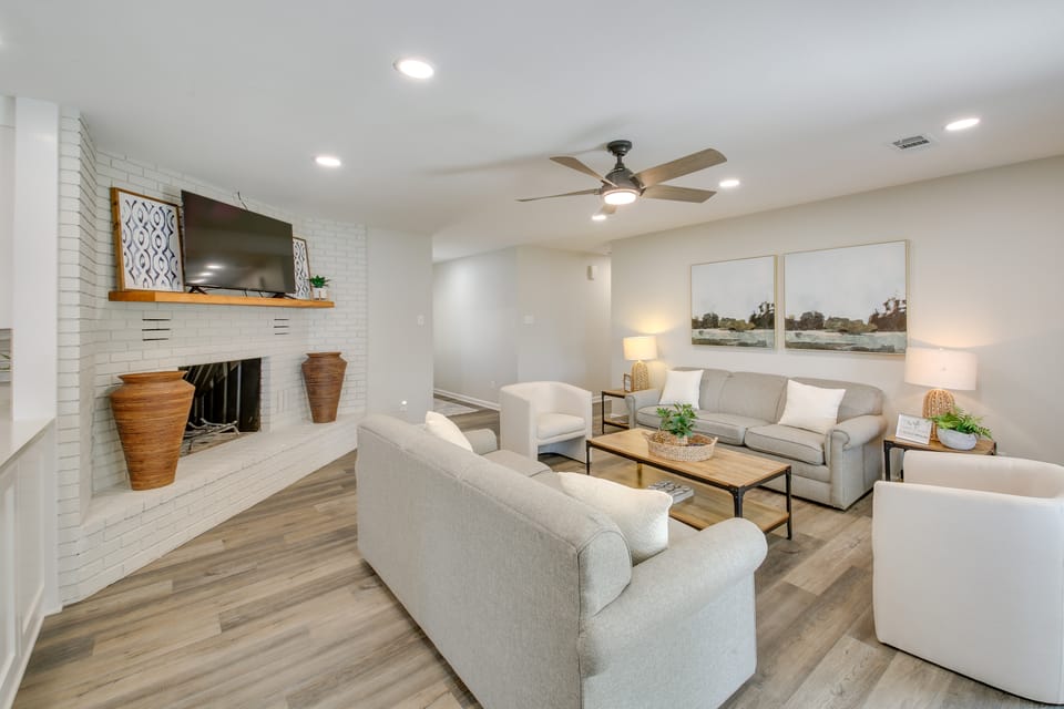 Waterfront Hot Springs Home w/ Dock & Porch! House in Hot Springs