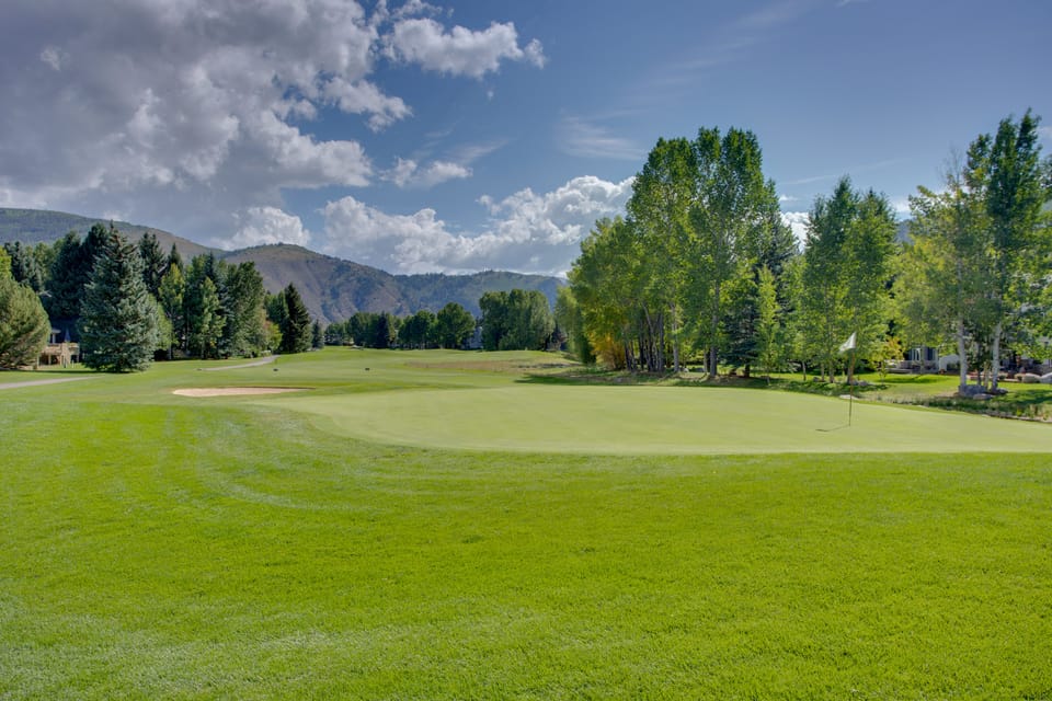 Avon Duplex Between Beaver Creek & Vail Resorts! House in Eagle County
