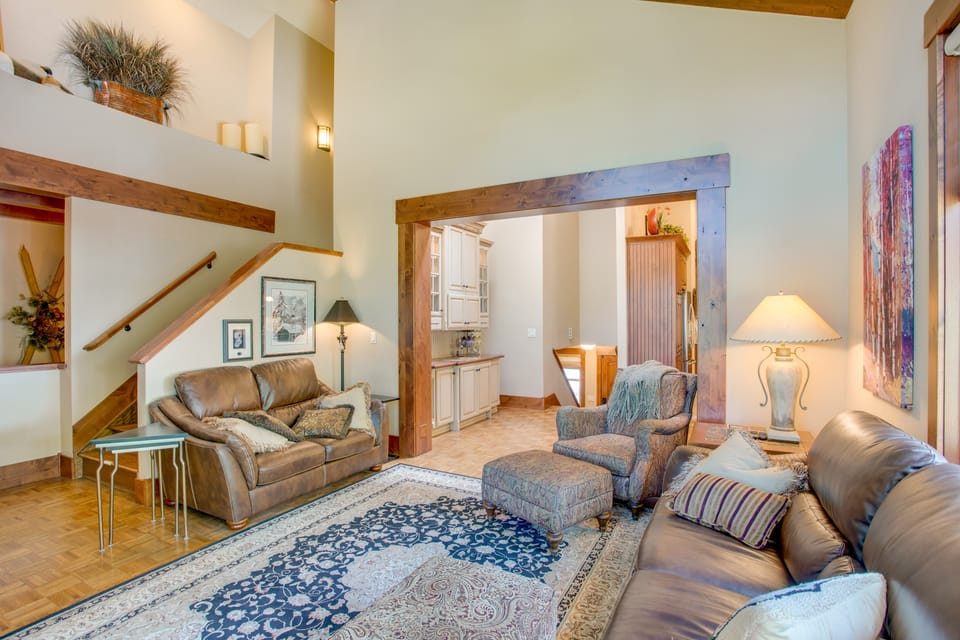 Avon Duplex Between Beaver Creek & Vail Resorts! House in Eagle County