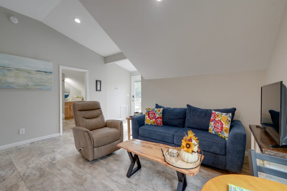Young Harris Vacation Rental w/ Mountain Views! Apartment in Georgia