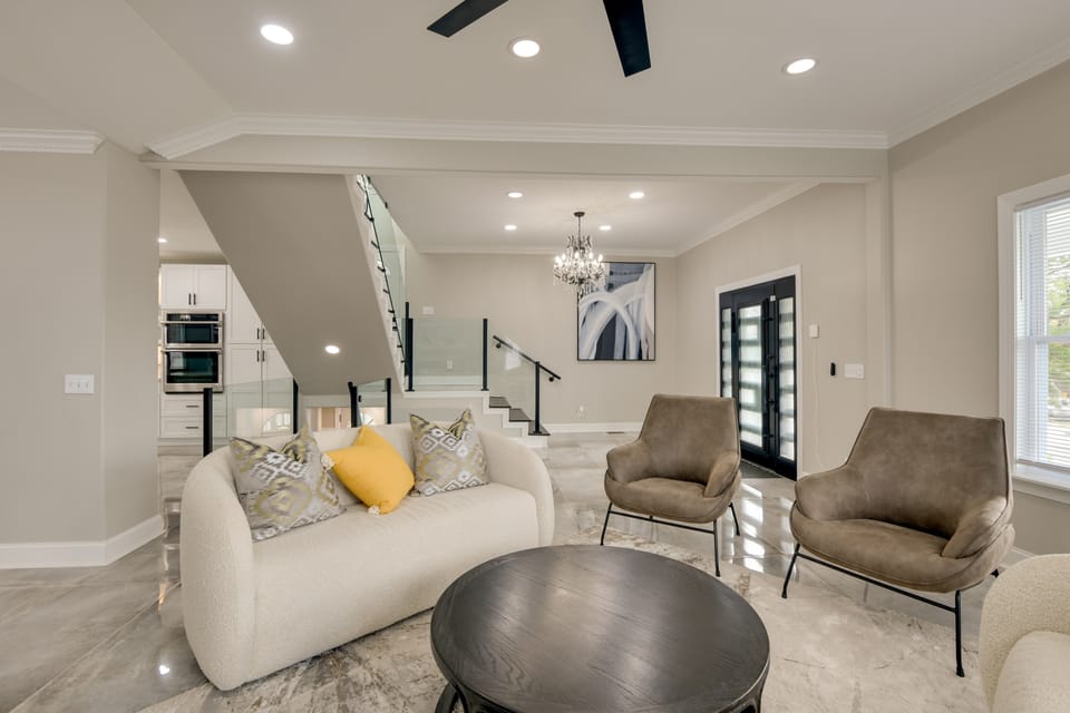 5 Mi to Inner Harbor: Expansive Family Getaway House in Baltimore