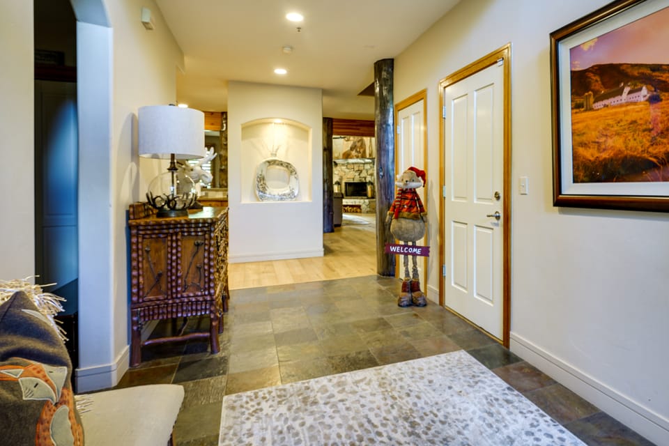 Park City Vacation Rental w/ Hot Tub & Patio! Apartment in Snyderville