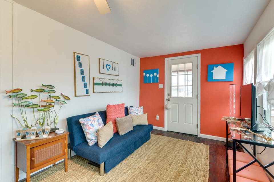 Steps to Surfside Beach: Home w/ Deck + Fire Pit! House in Surfside Beach