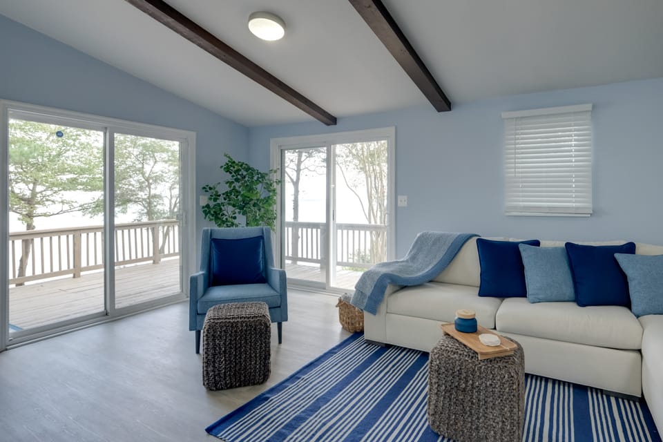 Waterfront Views: Peaceful Chesapeake Bay Escape House in Maryland