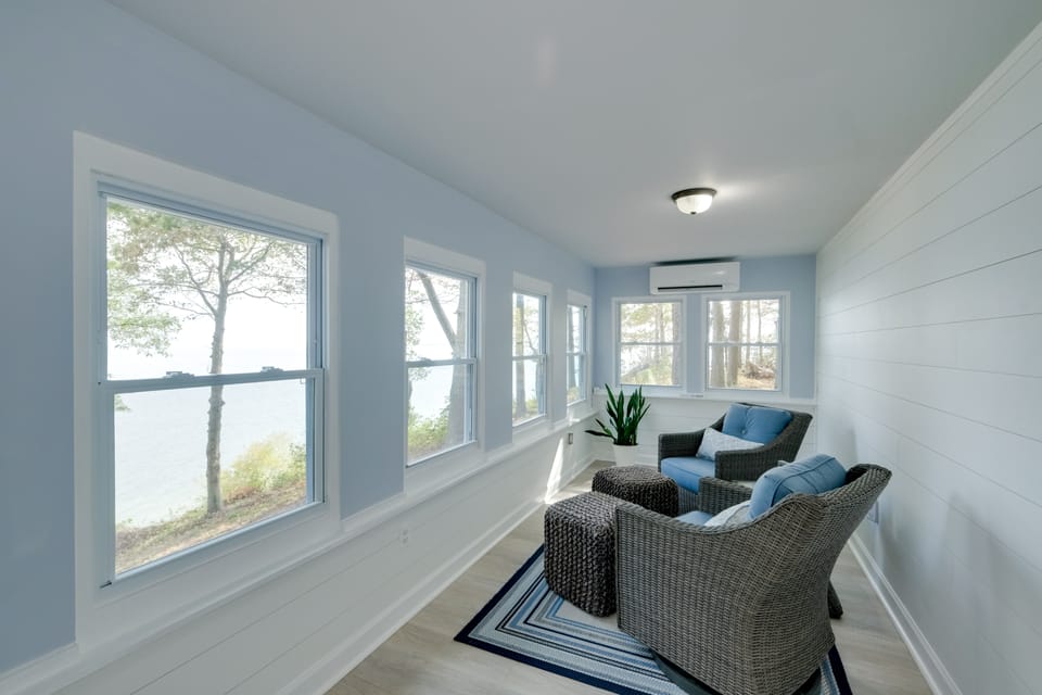 Waterfront Views: Peaceful Chesapeake Bay Escape House in Maryland