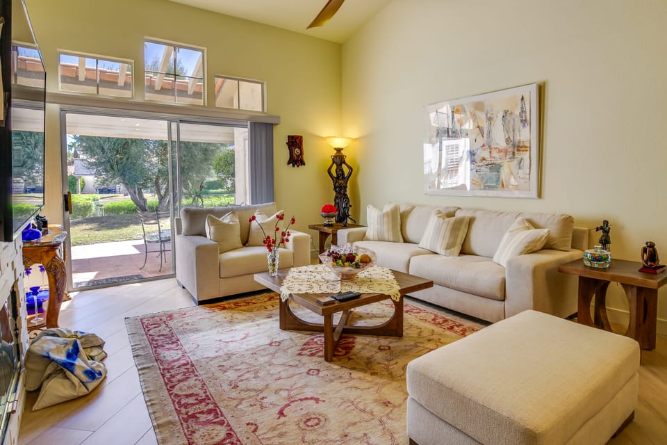 Tennis, Golf & Pools: Lovely Palm Desert Condo! Apartment in Palm Desert