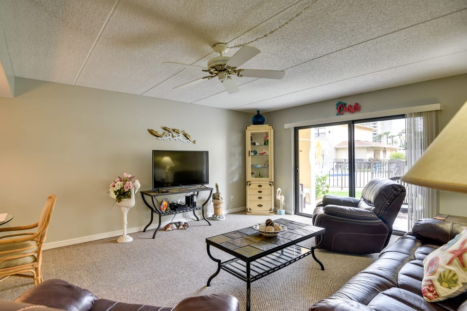 Daytona Beach Shores Condo Rental: Walk to Beach! Apartment in Daytona Beach Shores
